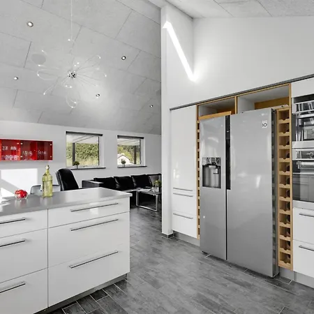 Vakantiehuis Billa - 450m From The Sea By Interhome
