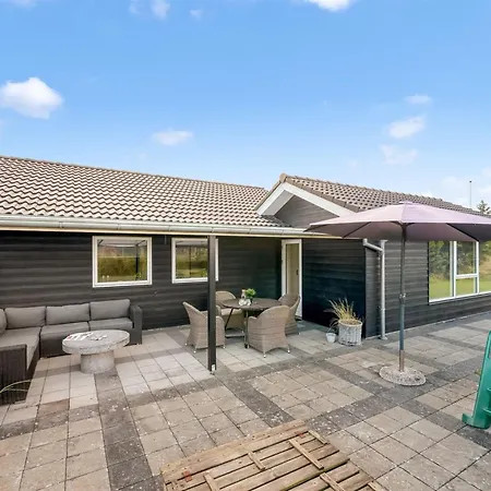 Billa - 450m From The Sea By Interhome *